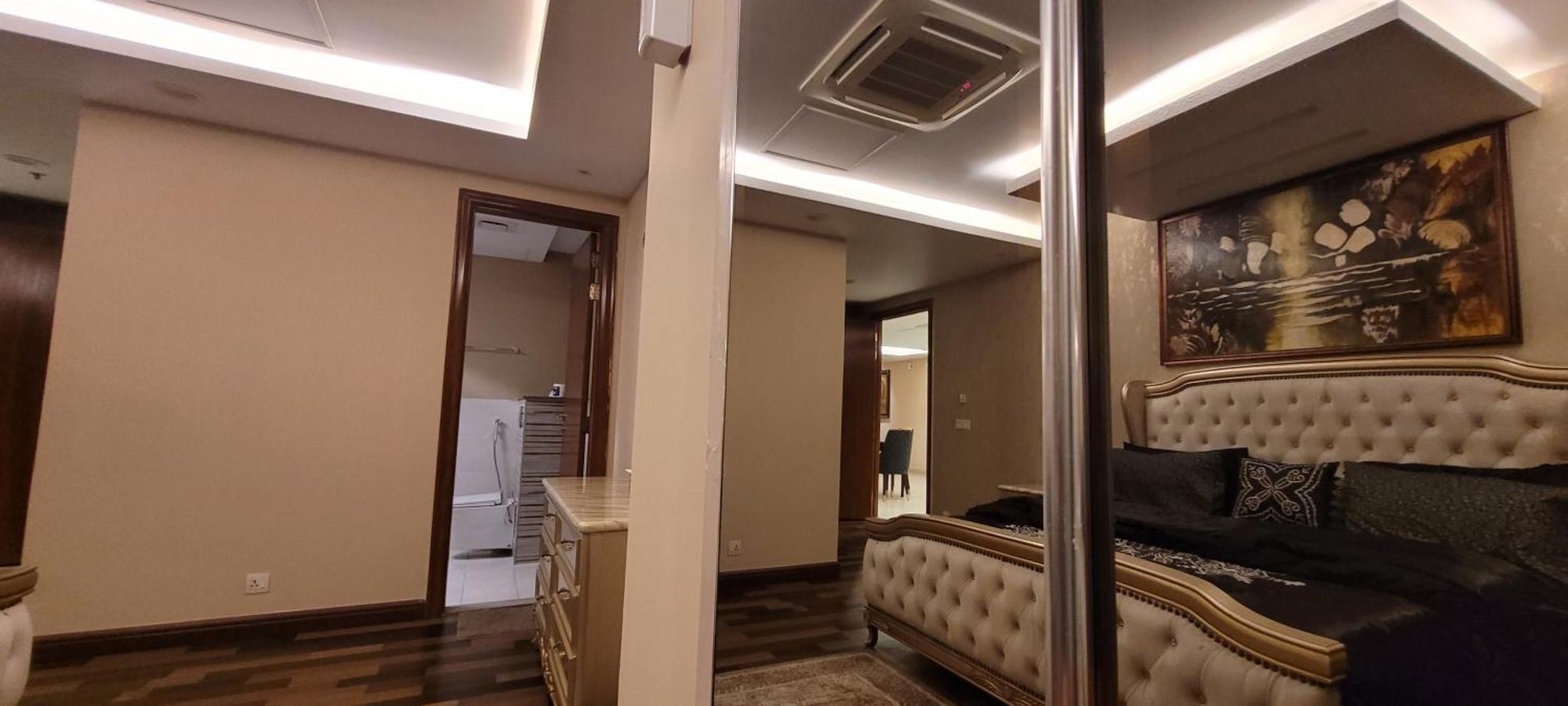 Goldcrest Luxury Apartments Lahore Eksteriør bilde