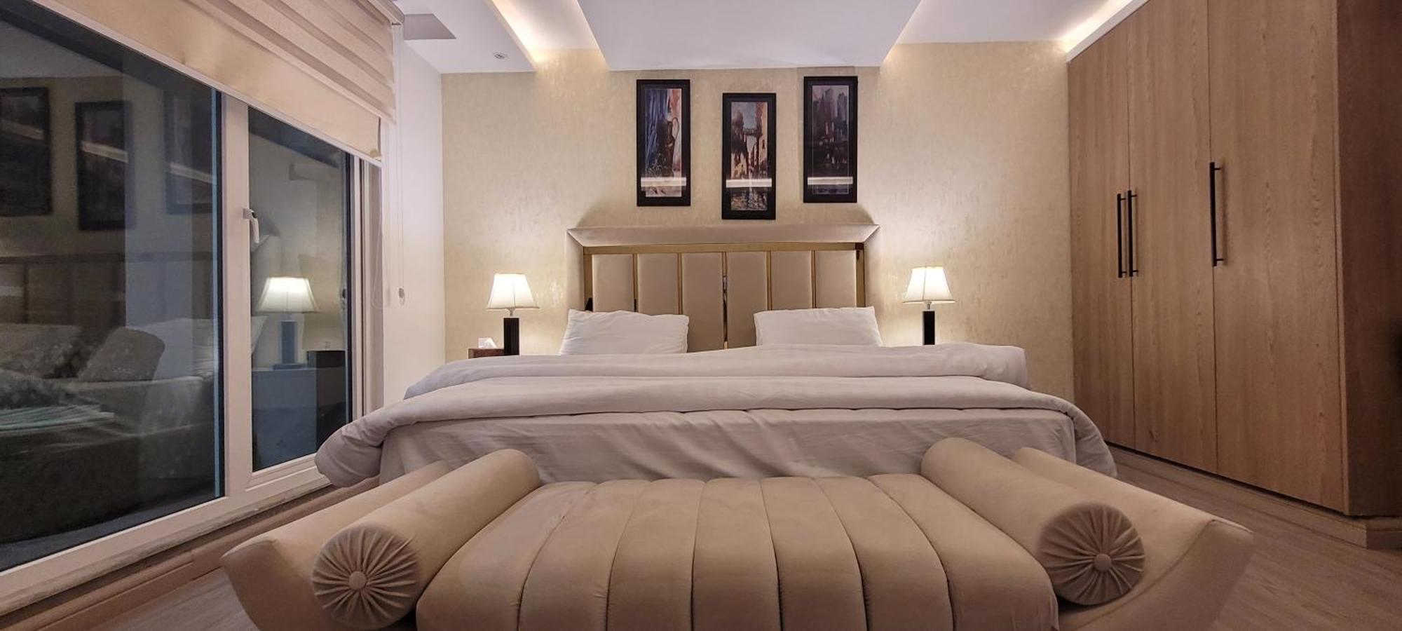 Goldcrest Luxury Apartments Lahore Eksteriør bilde