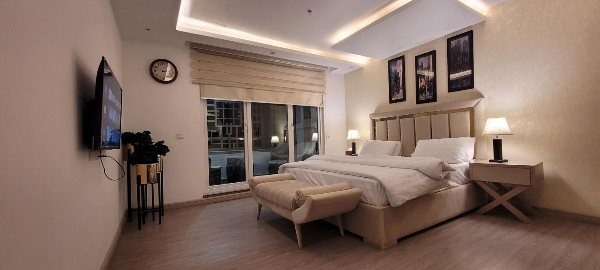 Goldcrest Luxury Apartments Lahore Eksteriør bilde