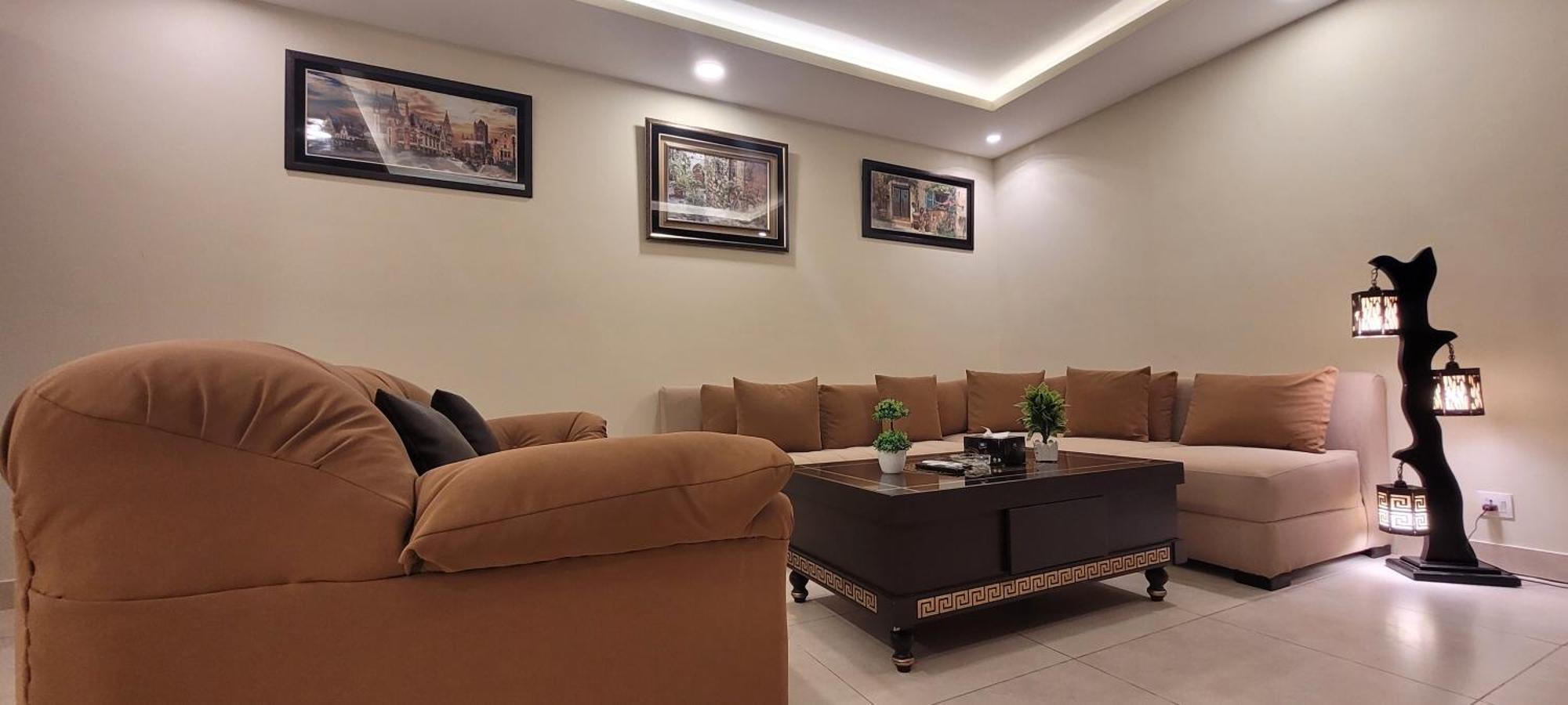 Goldcrest Luxury Apartments Lahore Eksteriør bilde